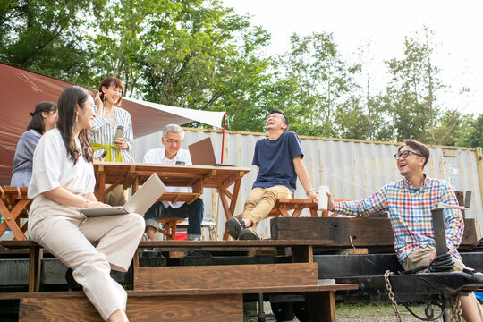 Work on Vacation as New Normal Work Style