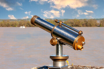 Longue-vue sur la Gironde	
