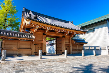 東京都 足立区 西新井大師 東門