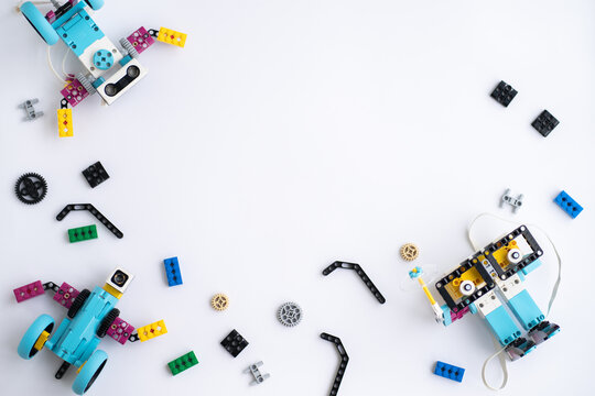 86 Lego Robots Stock Vectors and Vector Art