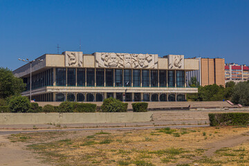 Fototapeta na wymiar Volgograd Regional Court building in Volgograd, Russia