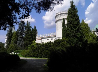 Fototapeta na wymiar Zespół Pałacowo Parkowy Krasiczyn Zamek Park