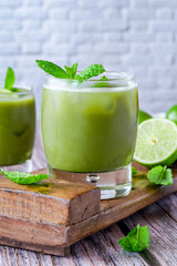 Green matcha detox drink