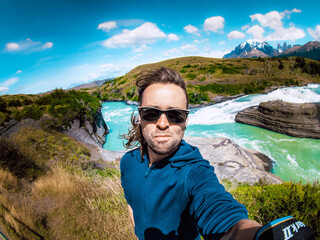 Naklejka premium man on the mountain