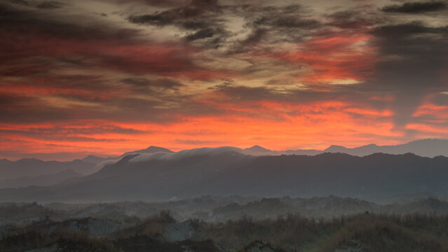 Burning Daybreak in the Central Mountains