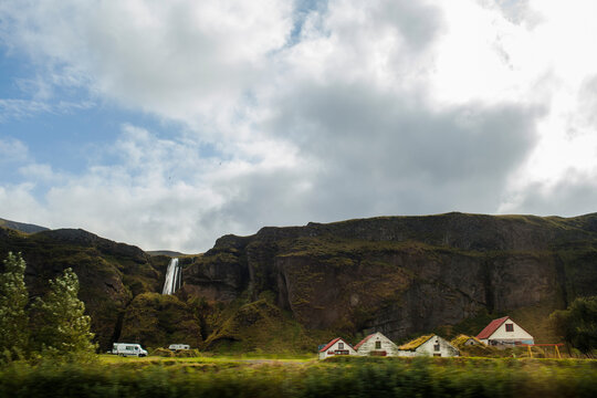 Scenic view of Gljufrabui waterfall against sky