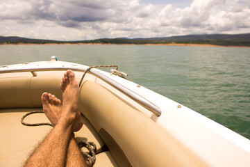 Relax with your boat of Minas.