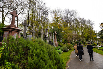 Obraz premium Highgate Cemetery - London, UK
