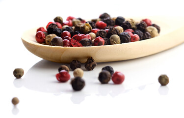 Close up of papper grains