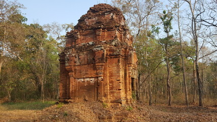 Naklejka premium Cambodia. Prasat Koh Kae chamres. The city of Koh Ker was built at the beginning of the 10th century, on an area of ​​35 square kilometers. Preah Vihear province.