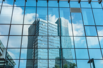 Obraz premium Urban abstract - windowed corner of office building.