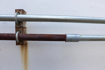 Red rust on the surface of the steel 