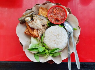 chicken and salad