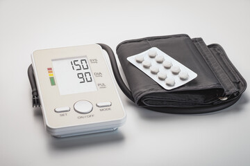 Tonometer shows high blood pressure and pills: the concept of treatment and prevention of...