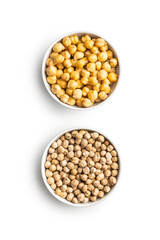 Dried and cooked chickpeas in bowl