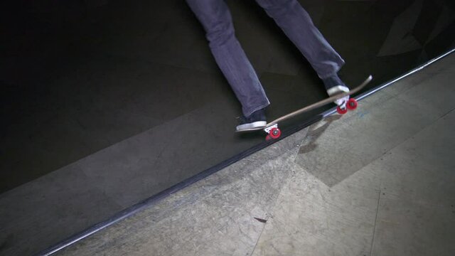 Innenraum Skateboardfahren