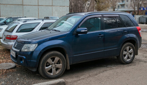 Kazakhstan, Ust-Kamenogorsk, october 25, 2020: Suzuki Grand Vitara third generation (JT; 2005). Blue car