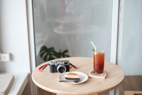 Bakery and drinks in a coffee shop