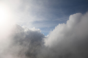 Fototapeta na wymiar Słoneczne chmury 