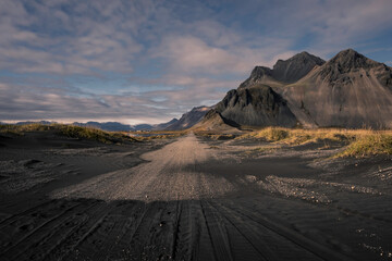 road to the mountains