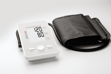 Tonometer showing normal pressure: the concept of prevention and treatment of cardiovascular diseases