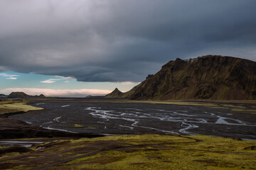 Obraz premium clouds over the mountains