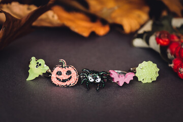 Children's rings Halloween decoration: ghost, pumpkin, spider, bat