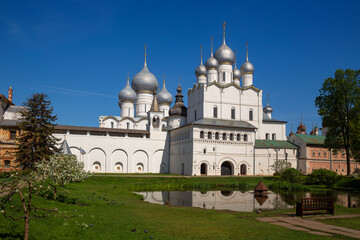 Fototapeta na wymiar Bishops court of the Rostov Kremlin