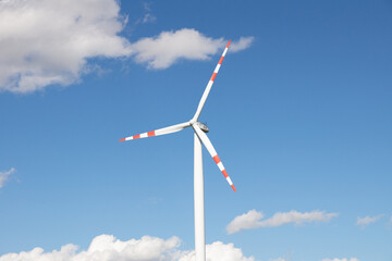 Windräder in der Natur