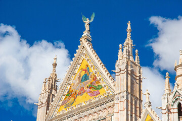Fototapeta na wymiar Siena Cathedral, medieval church in Siena, Tuscany, Italy