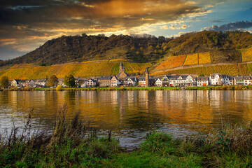 Hatzenport an der Mosel, Herbststimmung