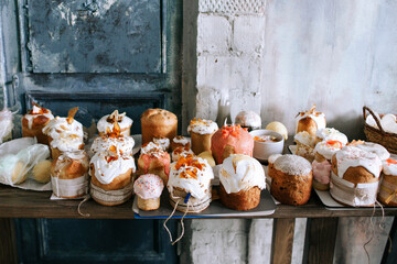 Easter cakes on a wooden table.