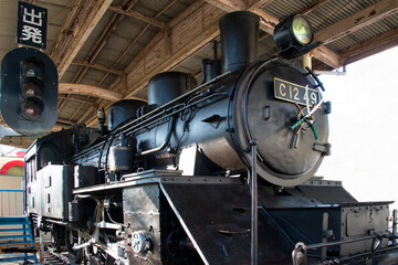 遊園地に展示されている蒸気機関車Ｃ1249