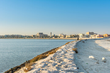Obraz premium Landscape of orniche park in the morning in Dammam, Saudi Arabia