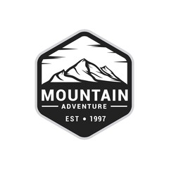 Obraz premium Mountain adventure logo icon vector template. Premium design mountain logo adventure.