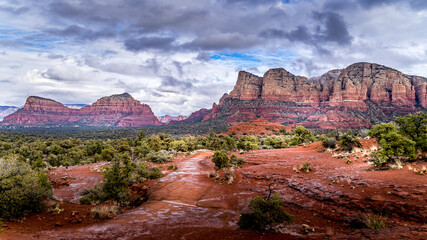 Munds Mountain and Twin Butte red rock mountains surrounding the town of Sedona, Arizona, United States