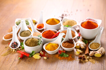Obraz na płótnie Canvas assorted of spices and herbs