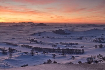 中国内蒙古乌兰布统草原冬季风光