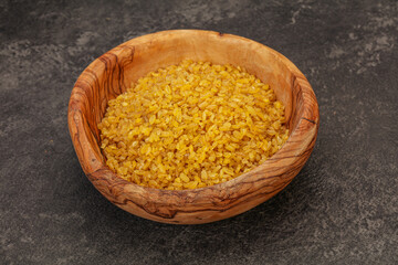Vegetarian cuisine - dry bulgur for cooking