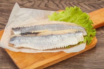 Herring fillet with salad leaves