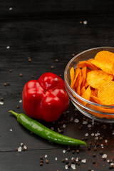 Potato chips in composition and vegetables