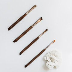 Professional cosmetic brush kit — make up brushes and flowers