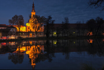 Klosterkirche Neuzelle bei Nacht