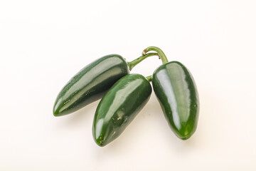 Green raw jalapeno peper heap