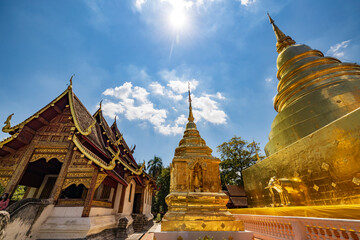 Fototapeta premium Wat Phra Singh Woramahawihan (Gold Temple) in Chiang Mai, Thailand