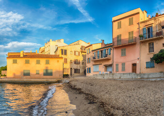 Fototapeta na wymiar The scenic La Ponche beach in Saint-Tropez, Cote d'Azur, France