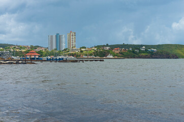 Obraz premium high rises and homes near fajardo marina