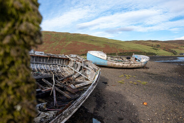 shipwreck by the sea