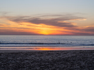 Obraz premium atardecer en la playa del palmar en vejer de la frontera