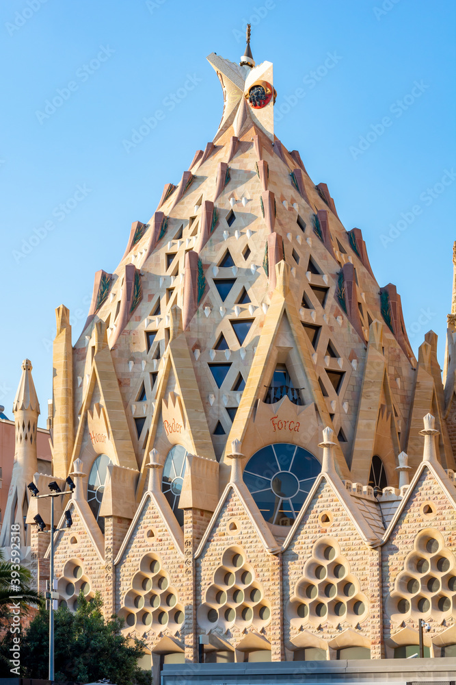 Wall mural Architecture of Sagrada Familia Cathedral in Barcelona, Spain